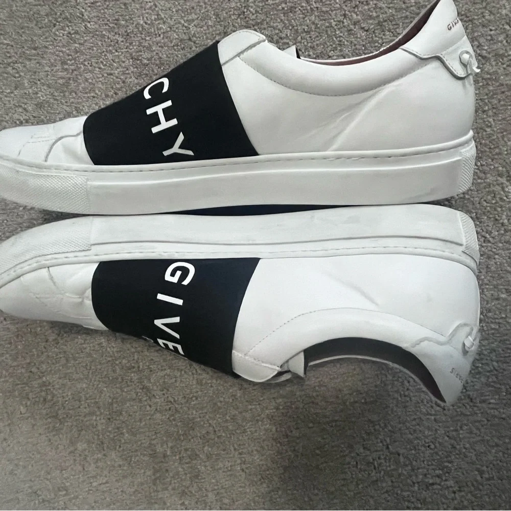 Givenchy slip-on elastic sneakers - Men’s size 12 - Picture 6 of 9